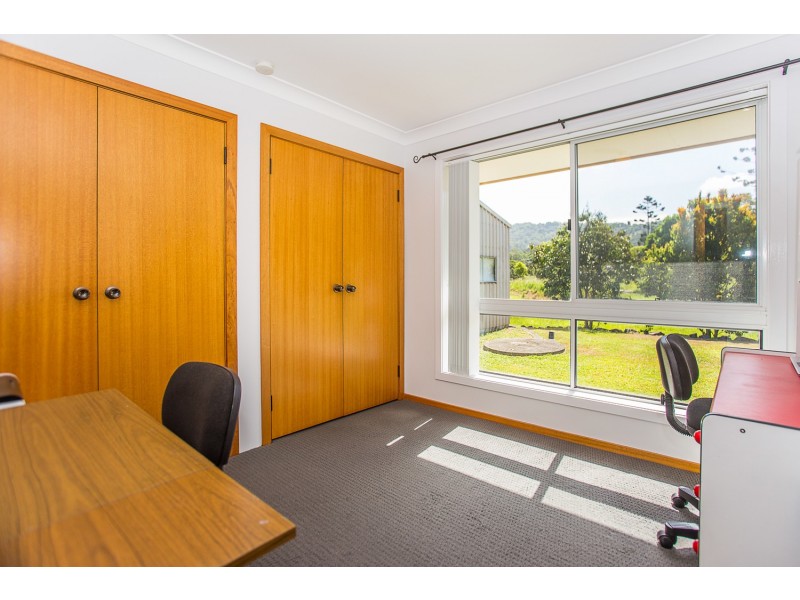 18 Omiah Way, Piggabeen NSW 2486