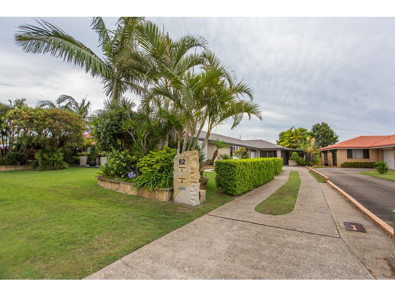 2/62 Keith Compton Drive, Tweed Heads NSW 2485