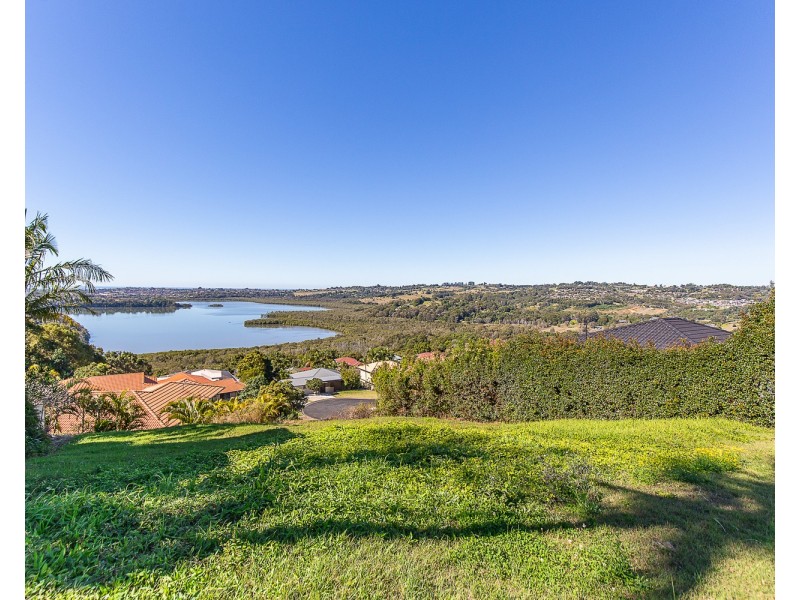 15 Sierra Vista Boulevard, Bilambil Heights NSW 2486