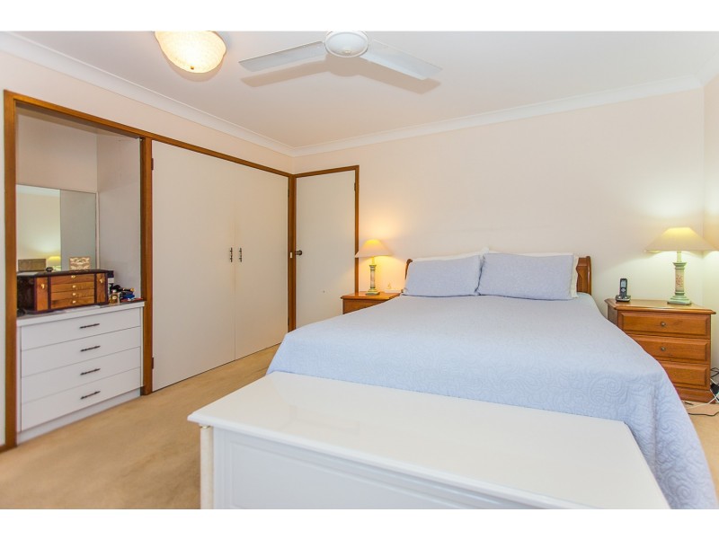 4 James Cook Drive, Banora Point NSW 2486