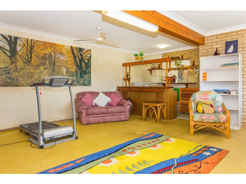 4 James Cook Drive, Banora Point NSW 2486