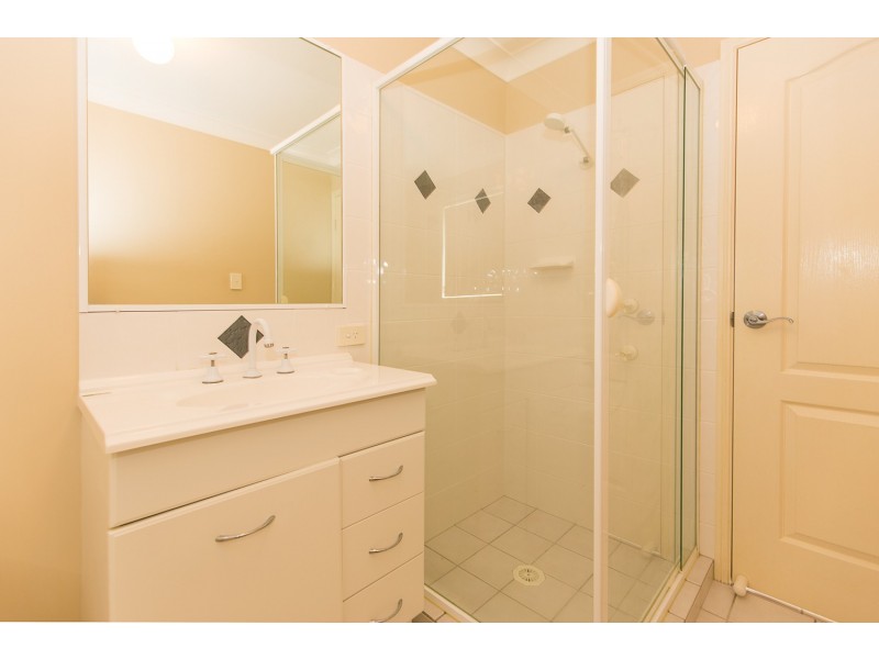 249 Darlington Drive, Banora Point NSW 2486