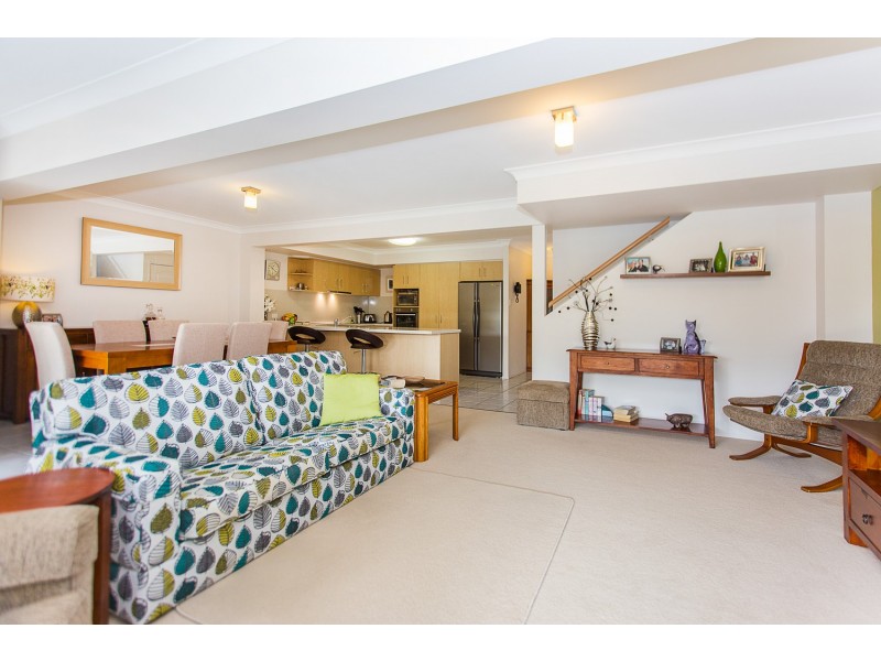 1/237 Darlington Drive, Banora Point NSW 2486