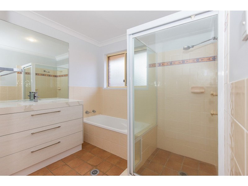 12 Bordeaux Place, Tweed Heads South NSW 2486