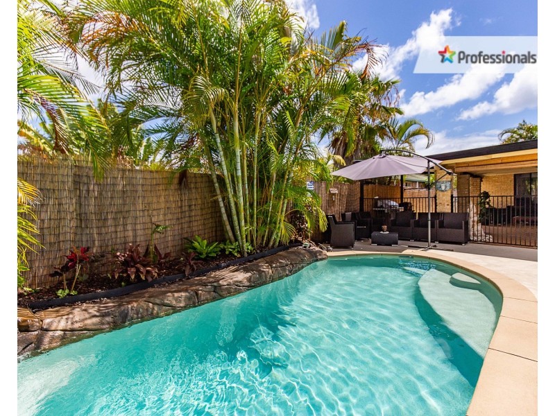 8 Russell Way, Tweed Heads South NSW 2486
