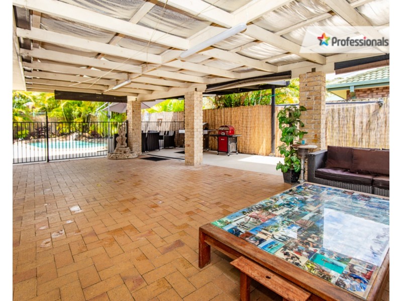 8 Russell Way, Tweed Heads South NSW 2486
