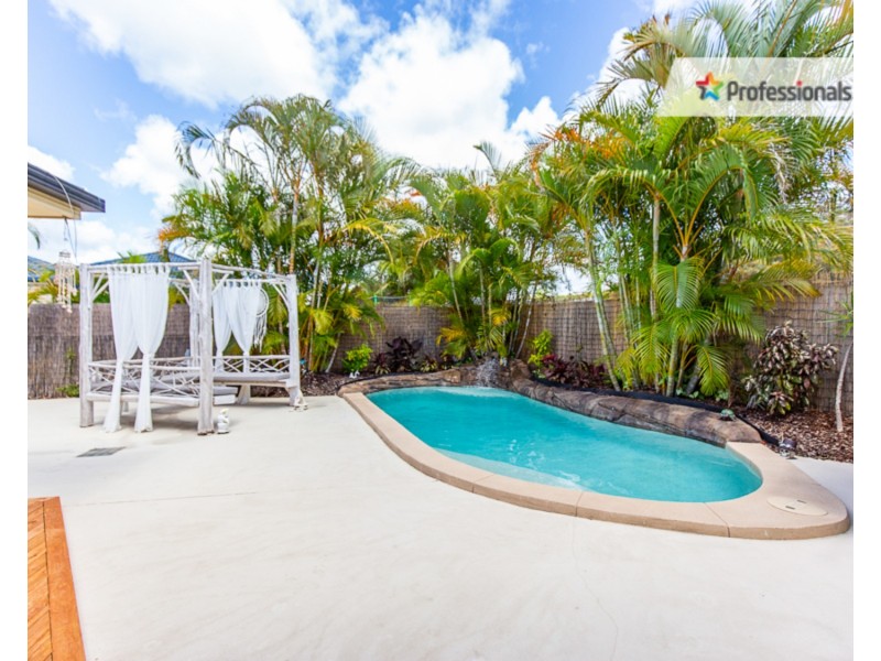 8 Russell Way, Tweed Heads South NSW 2486