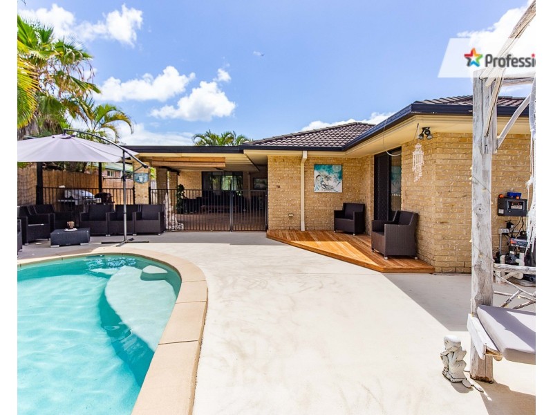 8 Russell Way, Tweed Heads South NSW 2486