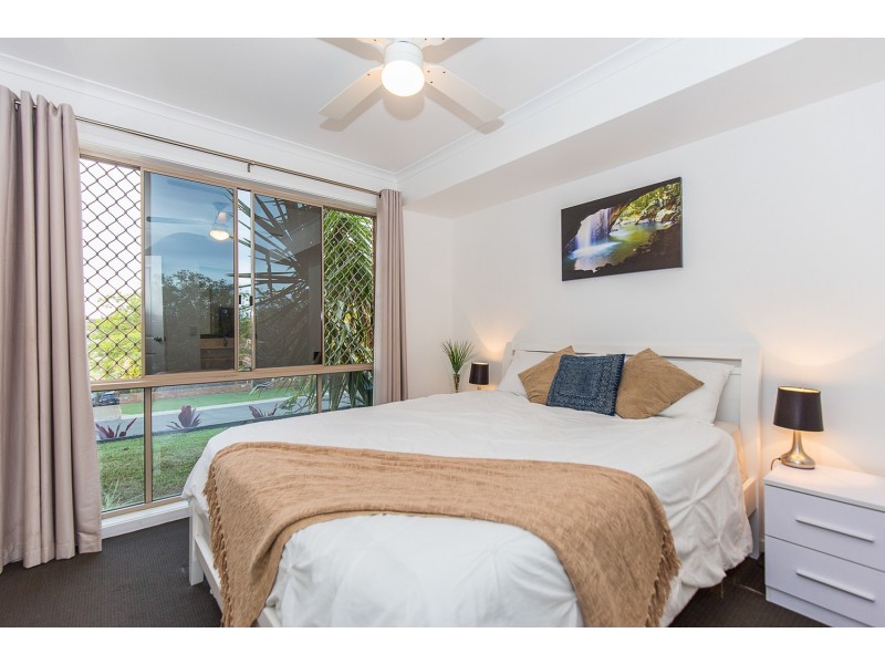 74 Glen Ayr Drive, Banora Point NSW 2486