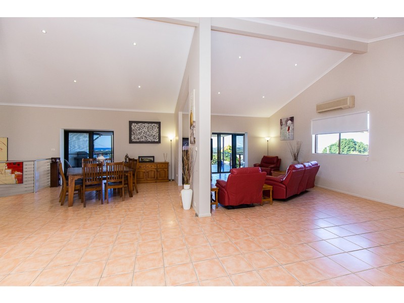 15 Blue Haze Crescent, Banora Point NSW 2486