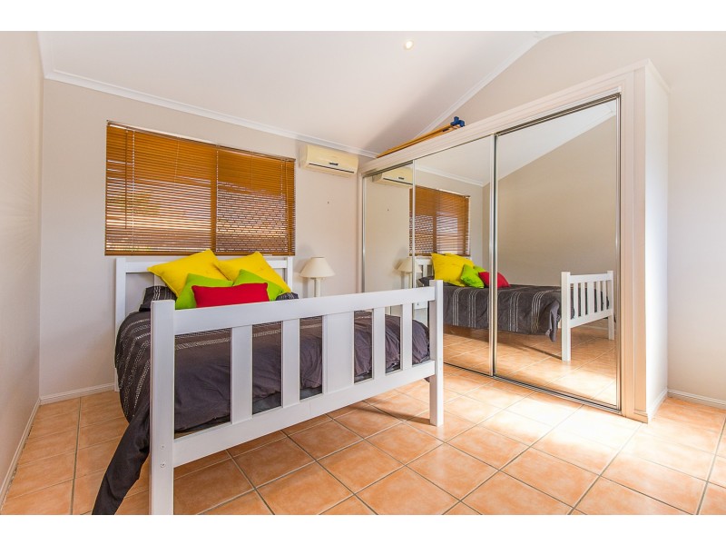 15 Blue Haze Crescent, Banora Point NSW 2486