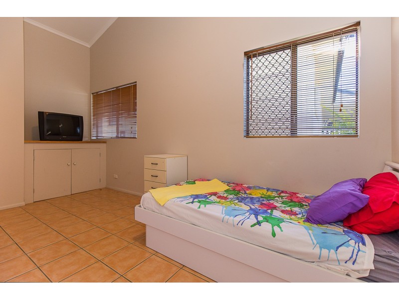 15 Blue Haze Crescent, Banora Point NSW 2486