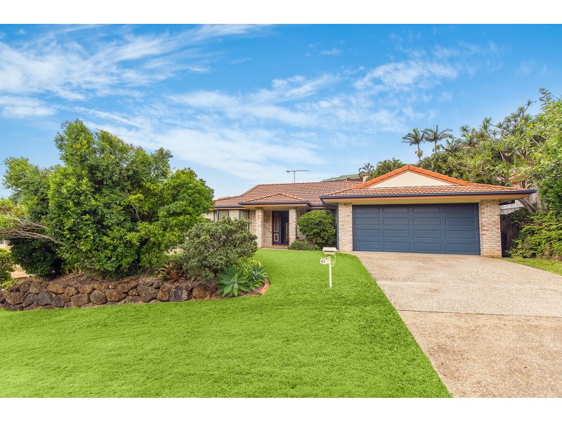 21 Grassmere Court, Banora Point NSW 2486