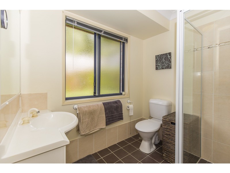 21 Grassmere Court, Banora Point NSW 2486