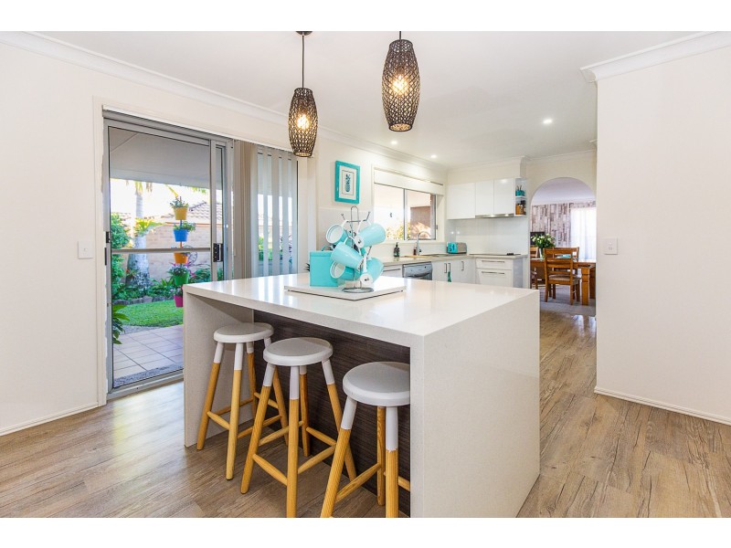 8/9 Monterey Avenue, Banora Point NSW 2486