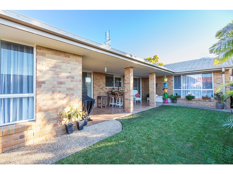 8/9 Monterey Avenue, Banora Point NSW 2486
