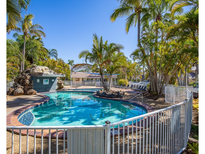 8/2 Coolgardie Street, Elanora QLD 4221