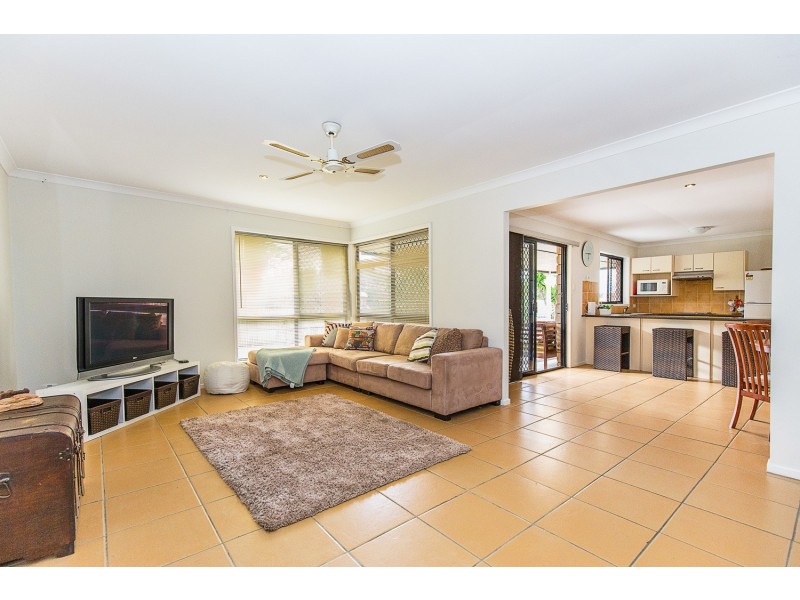22 Stradbroke Drive, Tweed Heads South NSW 2486