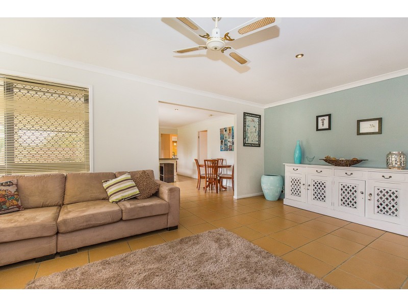 22 Stradbroke Drive, Tweed Heads South NSW 2486