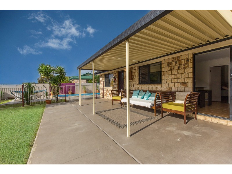 22 Stradbroke Drive, Tweed Heads South NSW 2486