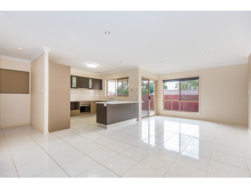 6 Belah Court, Banora Point NSW 2486