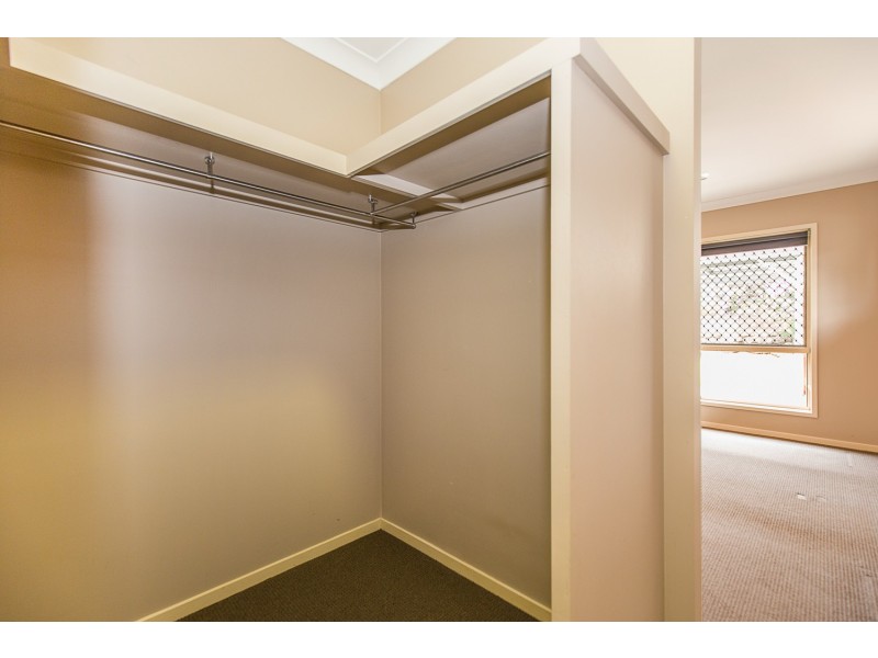 6 Belah Court, Banora Point NSW 2486