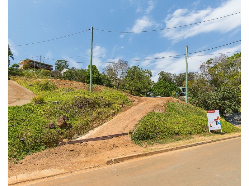 29 Lakeview Parade, Tweed Heads South NSW 2486