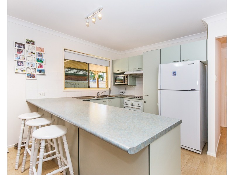 18 Stradbroke Drive, Tweed Heads South NSW 2486