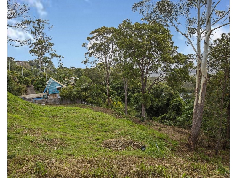 24 Lakeview Parade, Tweed Heads South NSW 2486