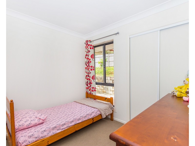 4 Donegal Court, Banora Point NSW 2486