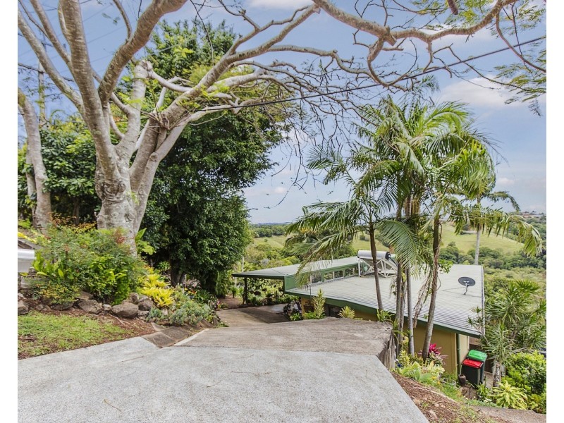 102 Peninsula Drive, Bilambil Heights NSW 2486