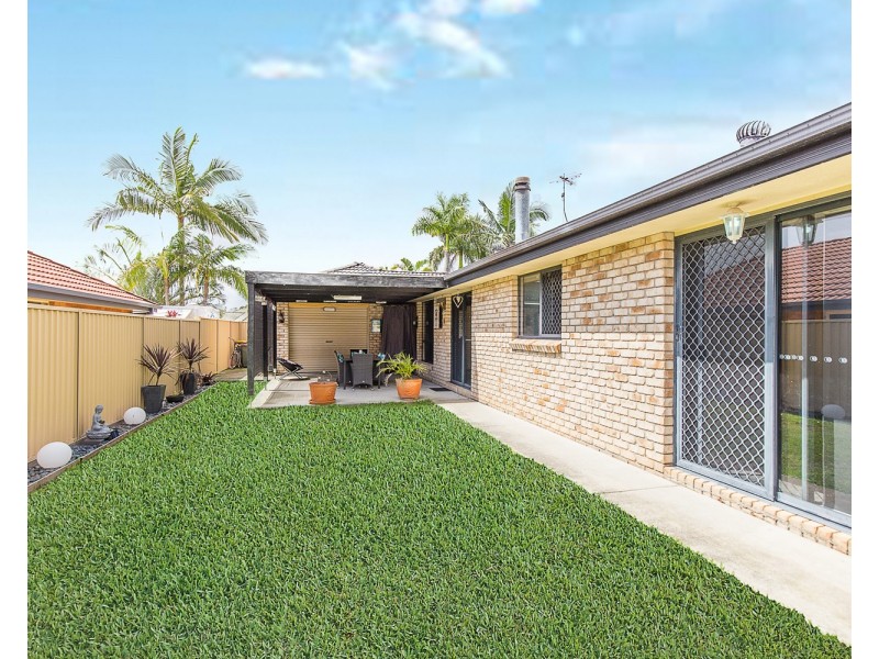 7 Stradbroke Drive, Tweed Heads South NSW 2486