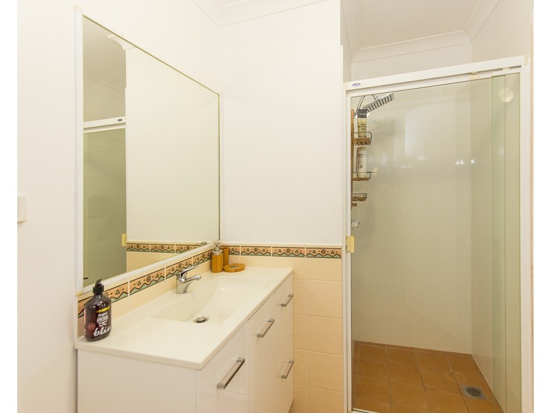 7 Stradbroke Drive, Tweed Heads South NSW 2486