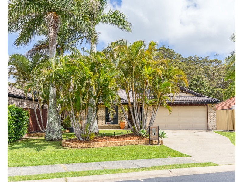 7 Stradbroke Drive, Tweed Heads South NSW 2486