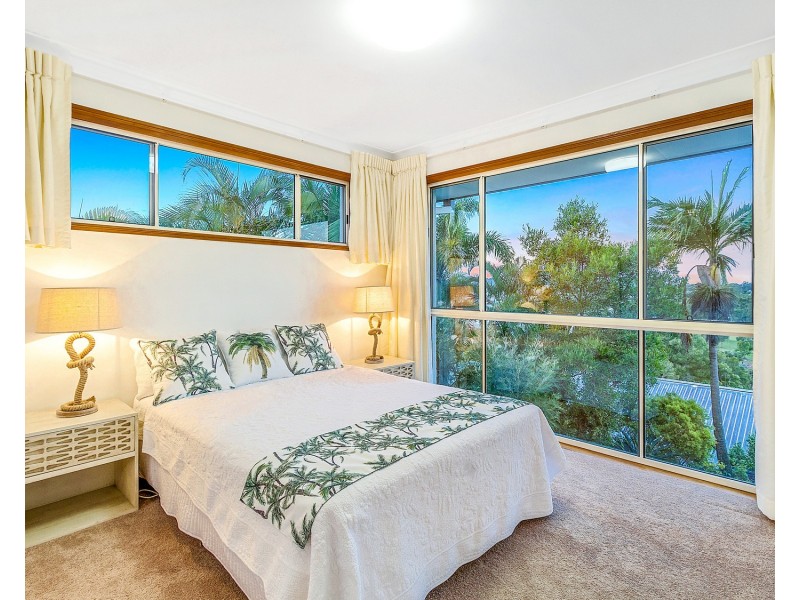 14 Correa Court, Elanora QLD 4221