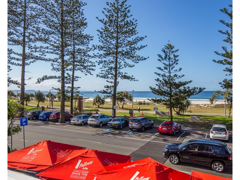 4/82 Marine Parade, Coolangatta QLD 4225