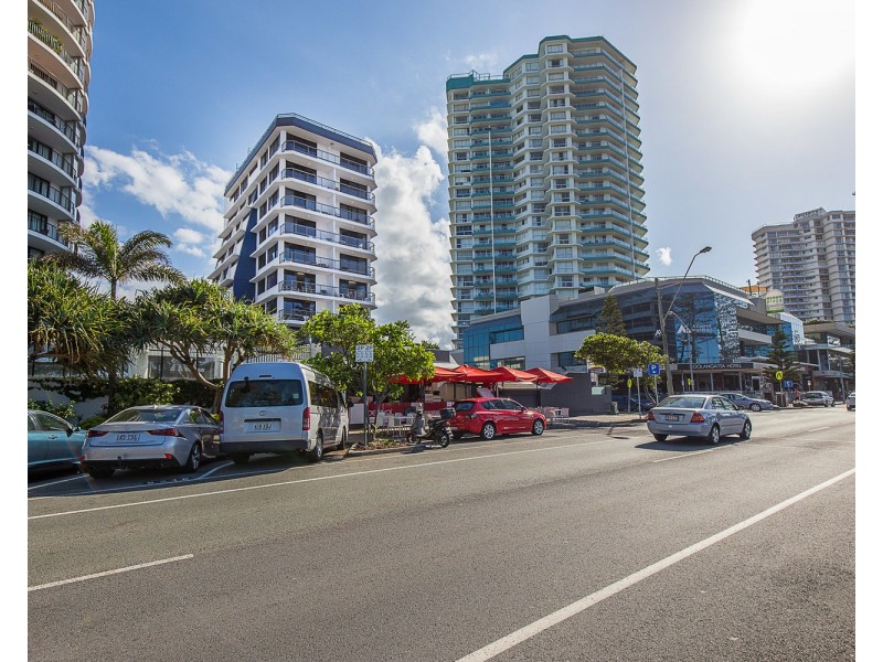 4/82 Marine Parade, Coolangatta QLD 4225