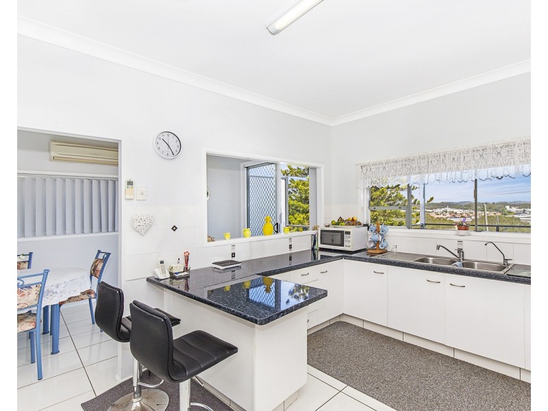 16 Elsie Street, Banora Point NSW 2486