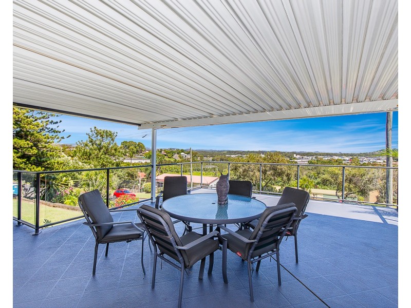 16 Elsie Street, Banora Point NSW 2486