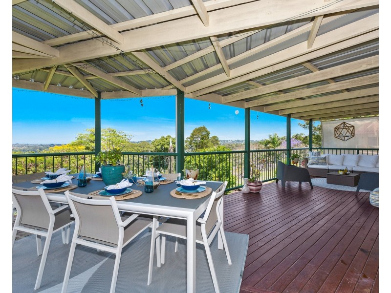 37 Karingal Avenue, Bilambil Heights NSW 2486