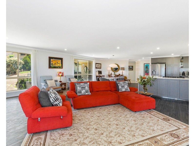 37 Karingal Avenue, Bilambil Heights NSW 2486
