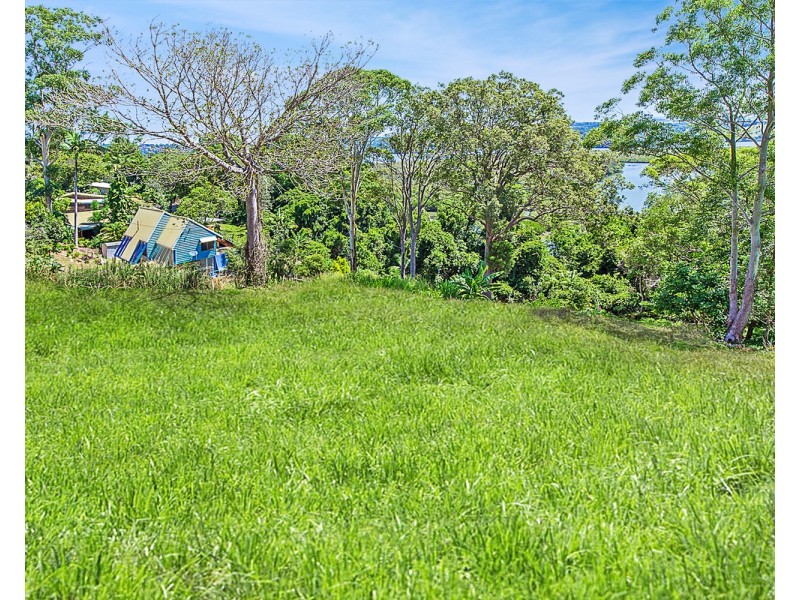 22 Lakeview Parade, Tweed Heads South NSW 2486
