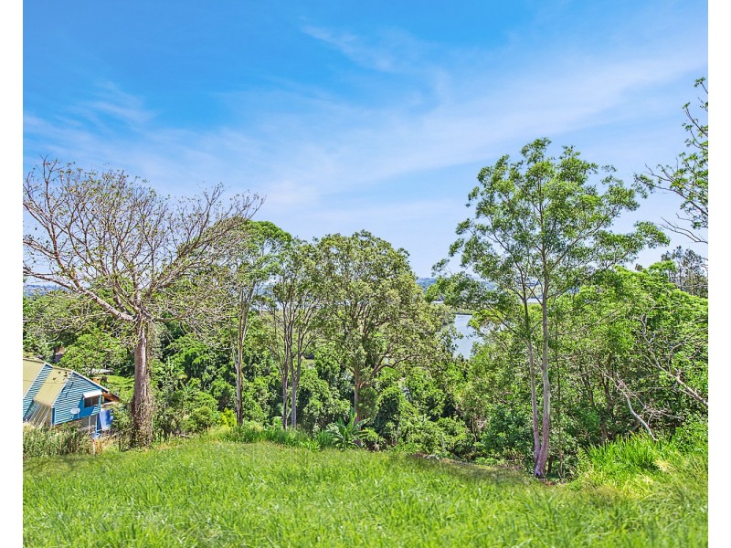 22 Lakeview Parade, Tweed Heads South NSW 2486