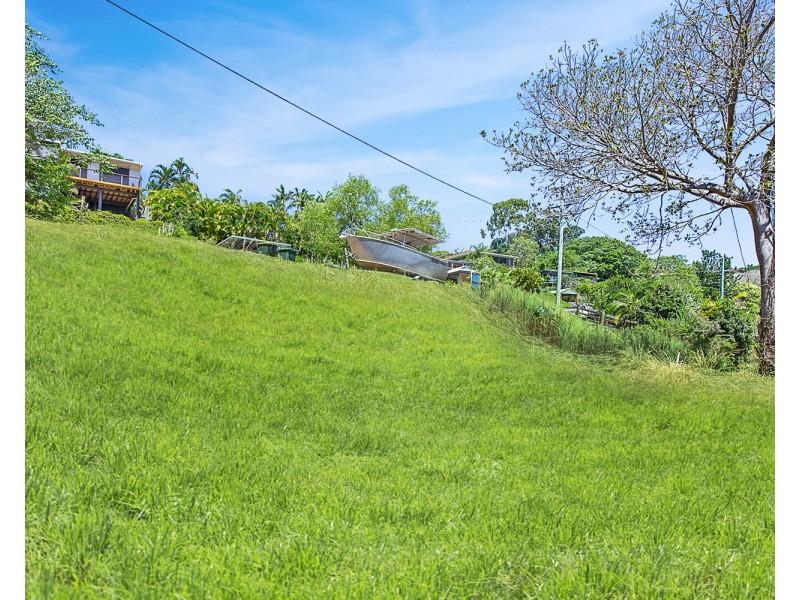 22 Lakeview Parade, Tweed Heads South NSW 2486