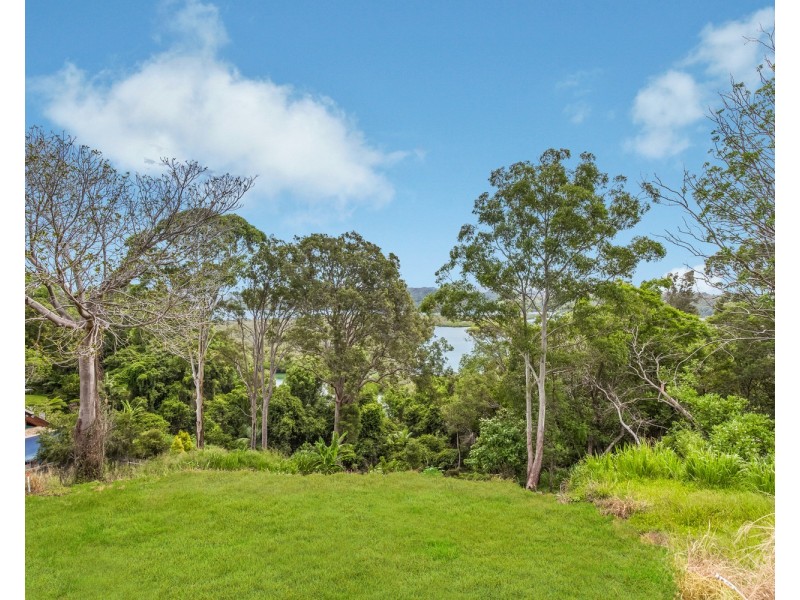 22 Lakeview Parade, Tweed Heads South NSW 2486