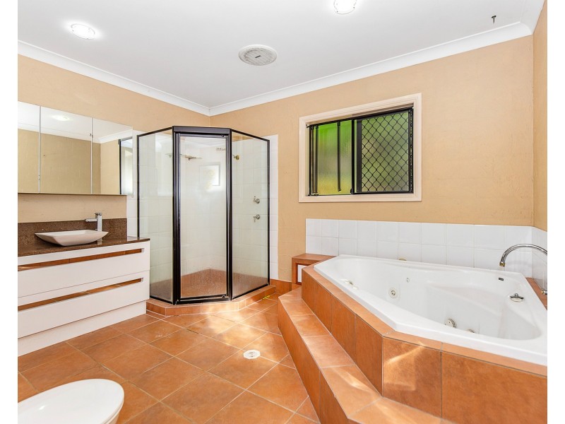 18 Gladioli Avenue, Terranora NSW 2486