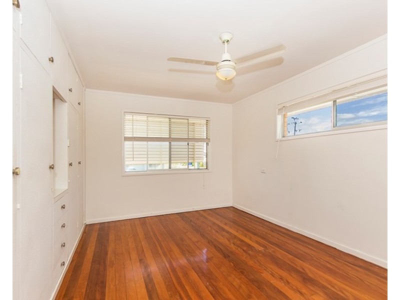 3 Kirribin Street, Bilinga QLD 4225