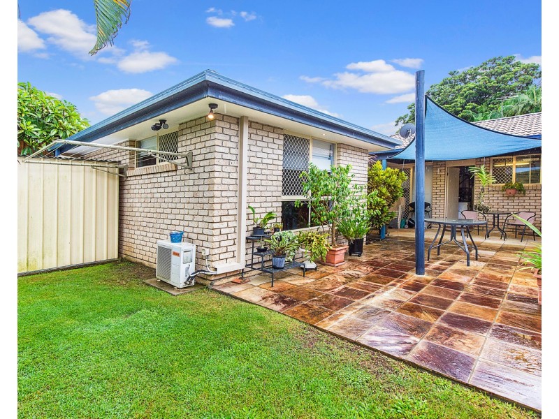 2/242 Darlington Drive, Banora Point NSW 2486