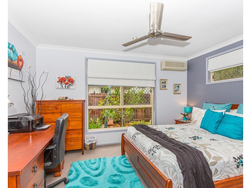 2/242 Darlington Drive, Banora Point NSW 2486