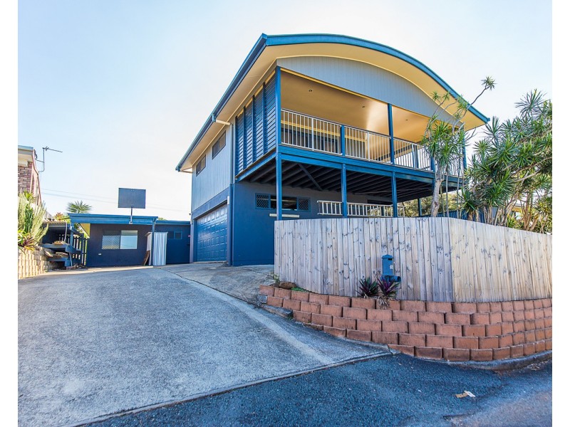 13 Hillcrest Avenue, Tweed Heads South NSW 2486